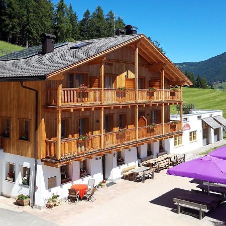 Agriturismo Soleseid سان فيجيليو دي ماريبْ المظهر الخارجي الصورة