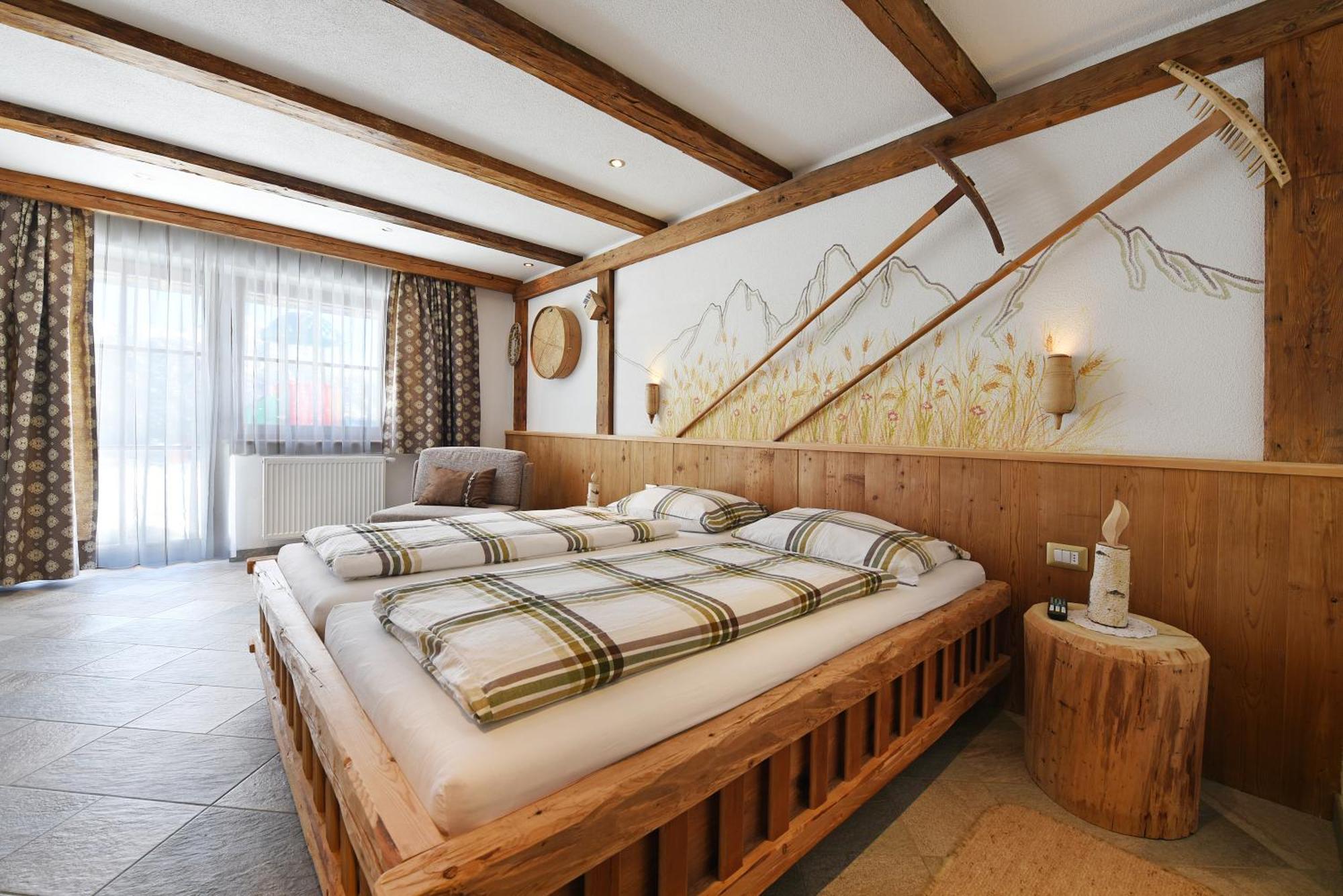 Agriturismo Soleseid سان فيجيليو دي ماريبْ المظهر الخارجي الصورة