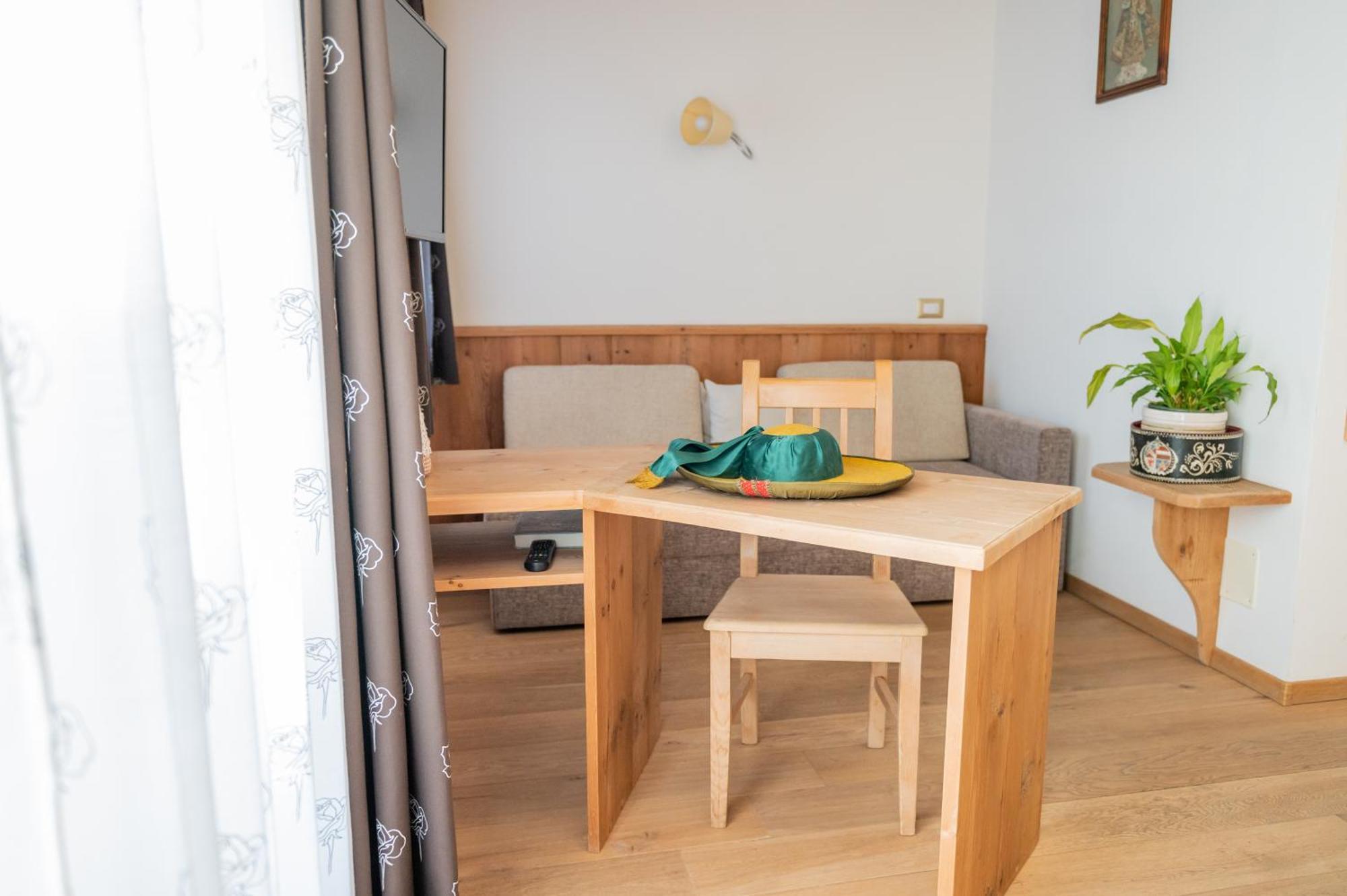 Agriturismo Soleseid سان فيجيليو دي ماريبْ المظهر الخارجي الصورة
