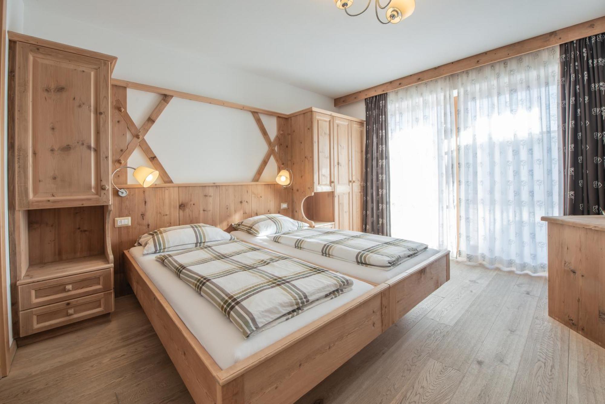 Agriturismo Soleseid سان فيجيليو دي ماريبْ المظهر الخارجي الصورة