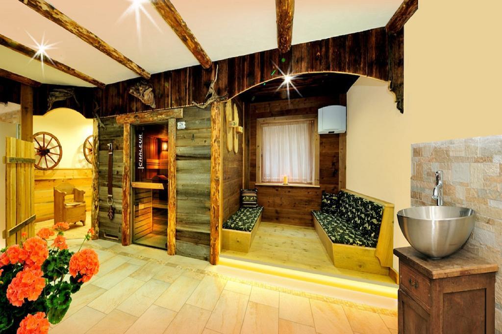 Agriturismo Soleseid سان فيجيليو دي ماريبْ المظهر الخارجي الصورة